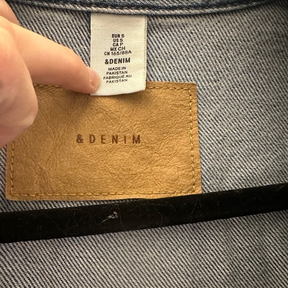 SOLD - Picture 2 of 4